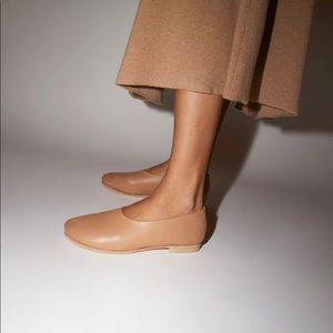 Lauren Manoogian 38 Ballet Flat in Natural